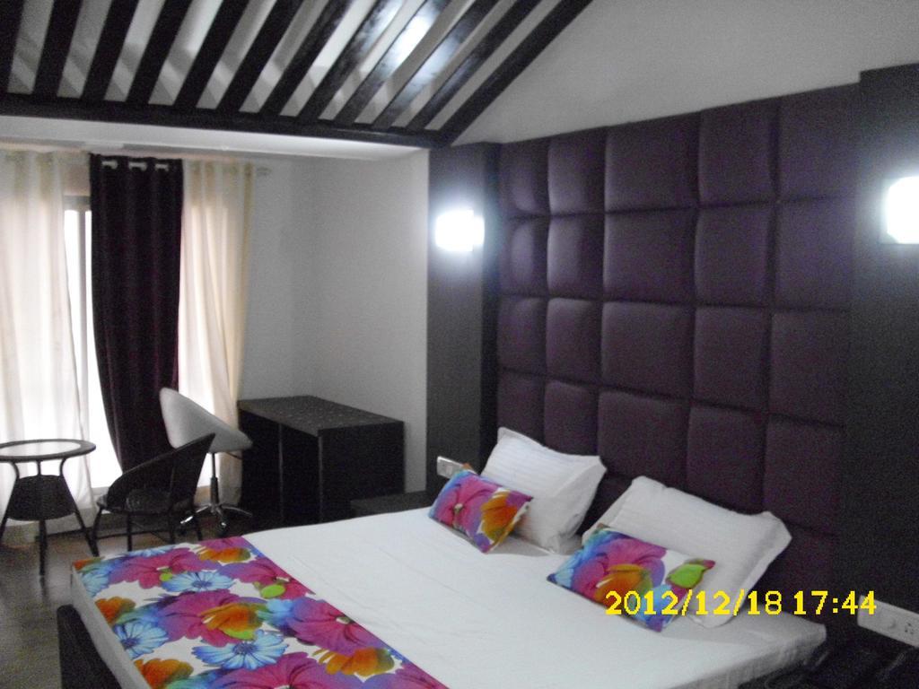 Nordest Lemonmint Beach Resort Calangute Room photo